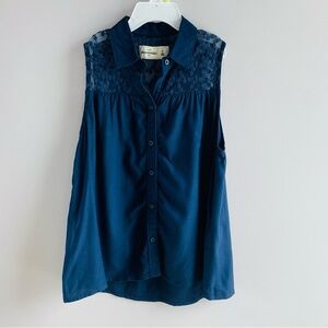 Abercrombie Kids Blouse Top Navy Blue Sleeveless Lacy Button Front Classic Small